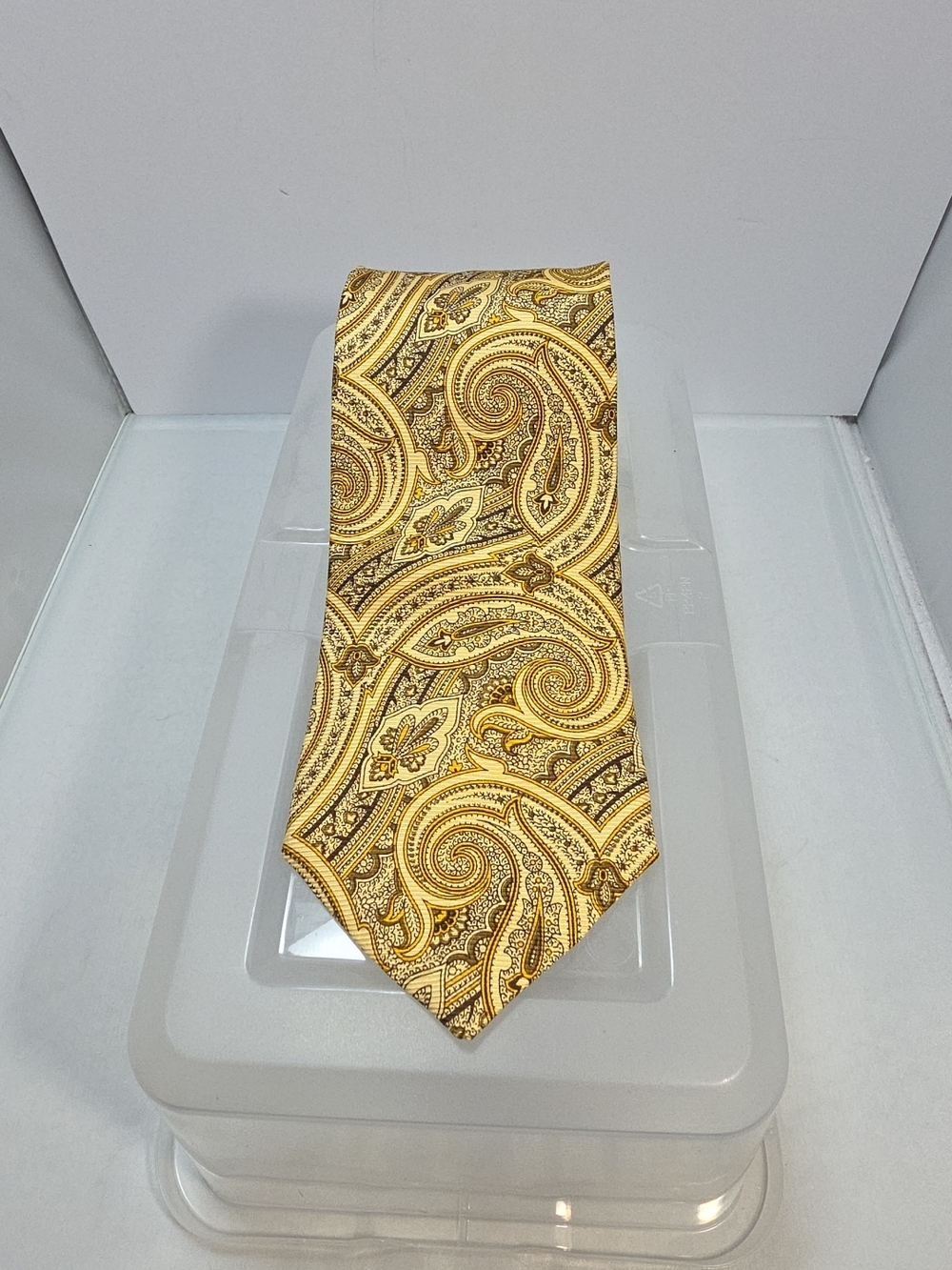 Brooks Brothers Makers Silk Tie 56" Gold Brown Paisley USA